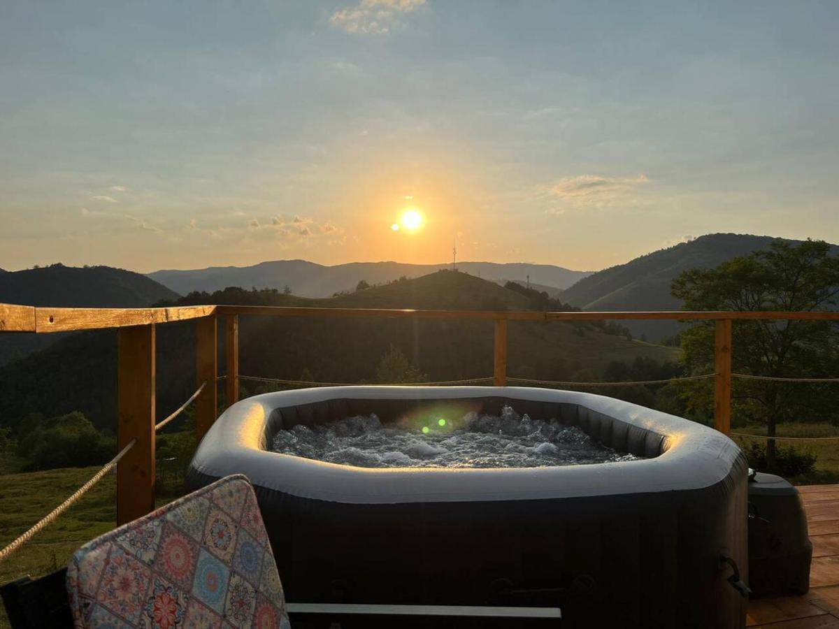 Hotel Starry Dome - Manta'S Retreat Glamping Cornereva Exterior foto