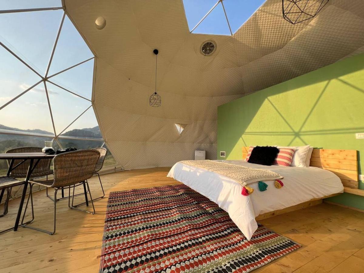 Hotel Starry Dome - Manta'S Retreat Glamping Cornereva Exterior foto