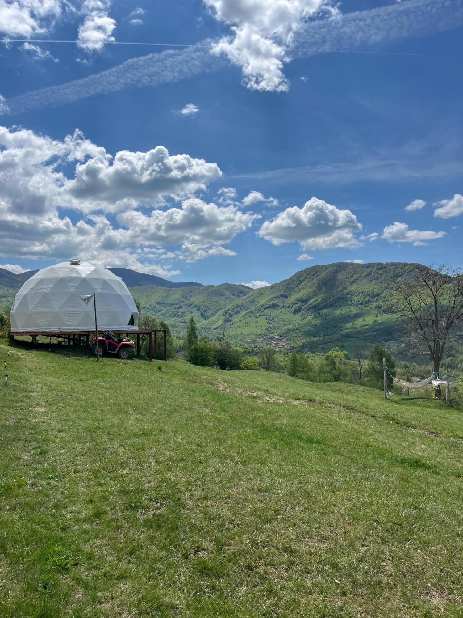 Hotel Starry Dome - Manta'S Retreat Glamping Cornereva Exterior foto